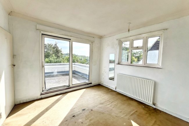 79 Riddlesdown Road, Purley, Surrey, CR8 1DH 9