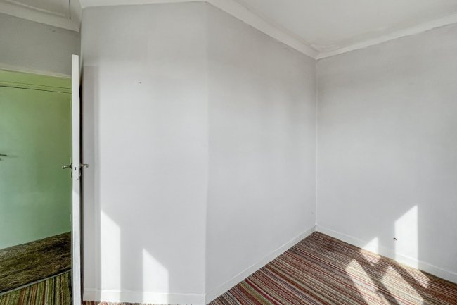 79 Riddlesdown Road, Purley, Surrey, CR8 1DH 9