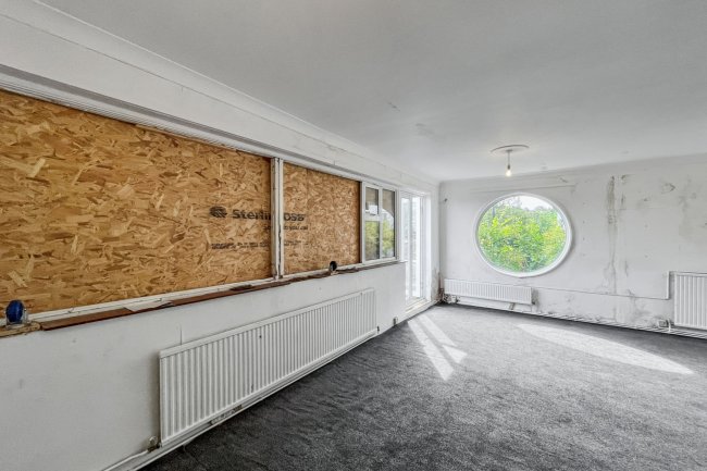 79 Riddlesdown Road, Purley, Surrey, CR8 1DH 9