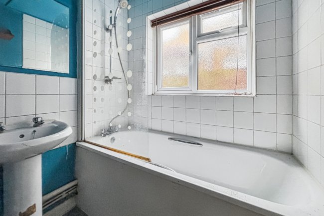Flat A, 31 Sheridan Road, Manor Park, London, E12 6QT 1