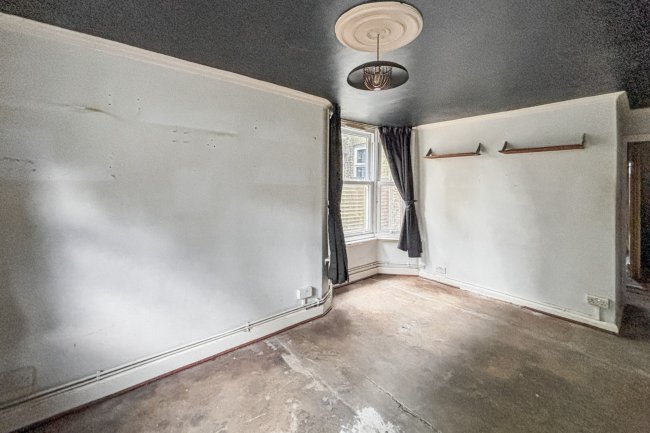 Flat A, 31 Sheridan Road, Manor Park, London, E12 6QT 1
