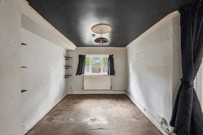 Flat A, 31 Sheridan Road, Manor Park, London, E12 6QT 1