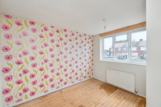 71 Downfield Road, Cheshunt, Hertfordshire, EN8 8SR 6