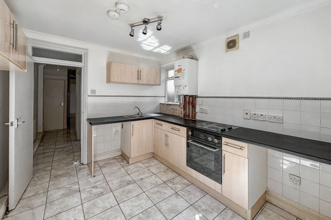 Ground Floor Flat 68 Crowland Road, South Tottenham, London, N15 6UU 4