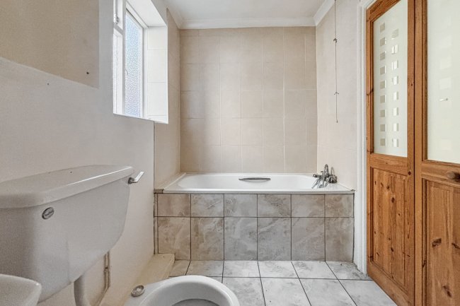 Ground Floor Flat 68 Crowland Road, South Tottenham, London, N15 6UU 4