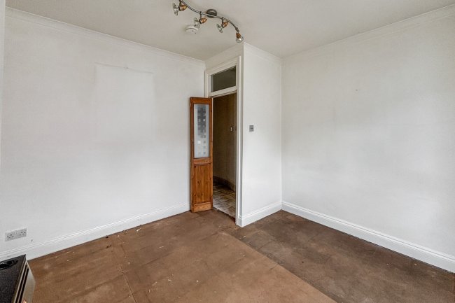 Ground Floor Flat 68 Crowland Road, South Tottenham, London, N15 6UU 4