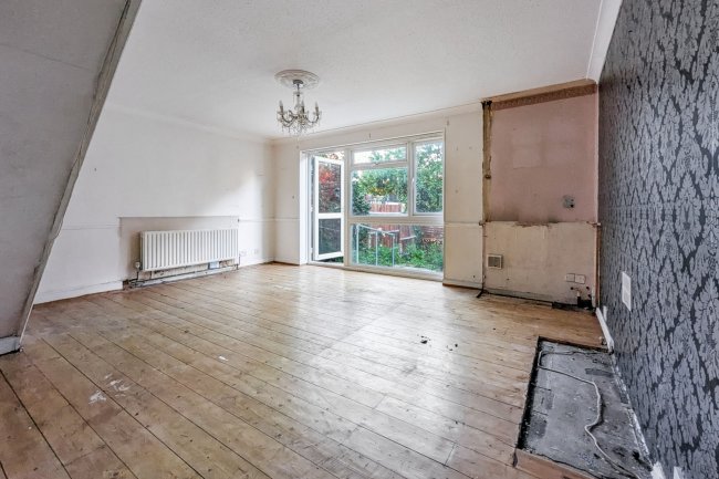 28 Freshfields, Croydon, CR0 7QS 7