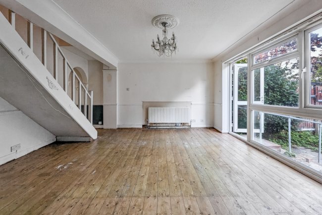 28 Freshfields, Croydon, CR0 7QS 7