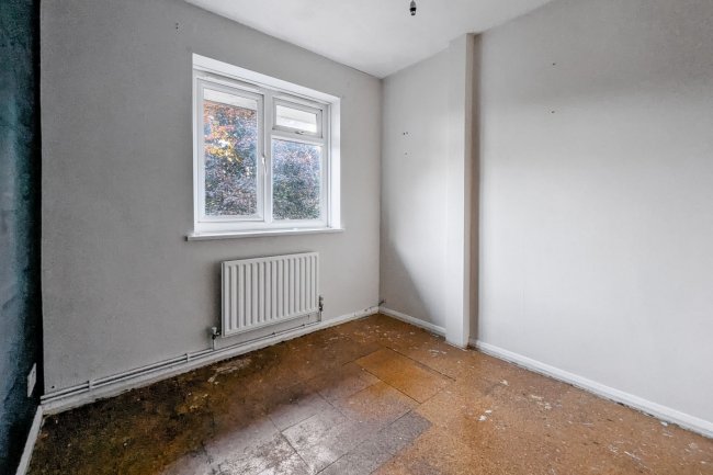 28 Freshfields, Croydon, CR0 7QS 7