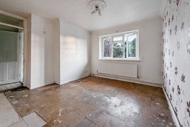 28 Freshfields, Croydon, CR0 7QS 7