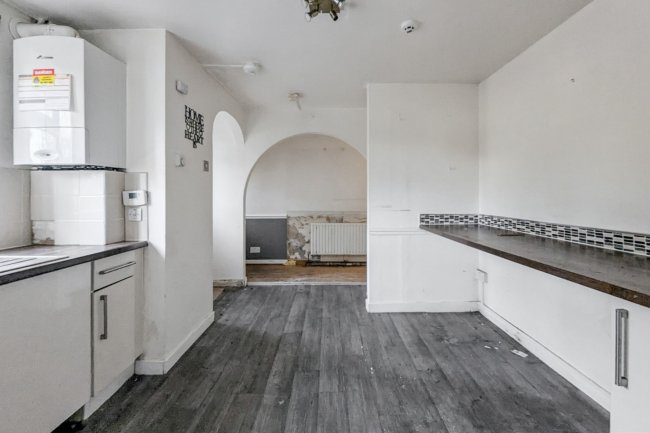 28 Freshfields, Croydon, CR0 7QS 7