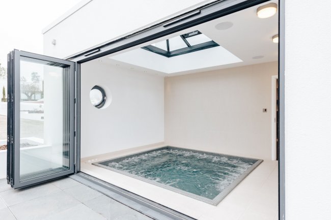 27 Crowsport, Hamble, Hampshire, SO31 4HG 7