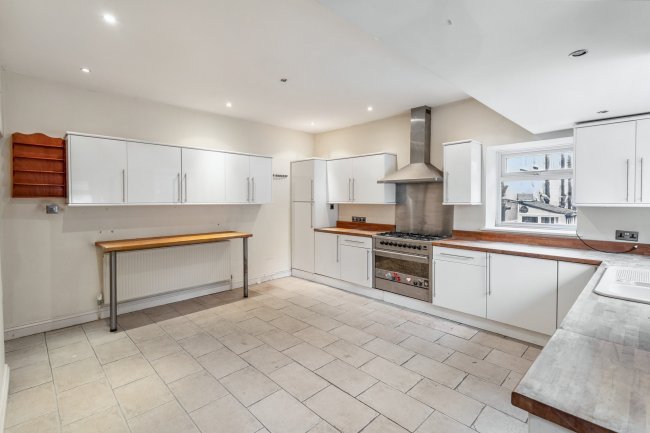 Flat 1 Park House, Park Terrace, Spofforth, Harrogate, HG3 1BW 8