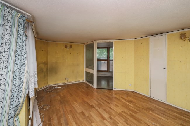 11 Whistler Walk, World's End Estate, Chelsea, London, SW10 0EP 9