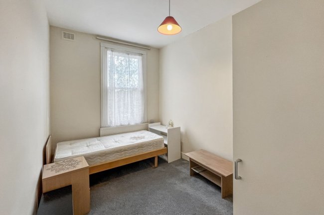 96 Ritherdon Road, Tooting, London SW17 8QQ 6