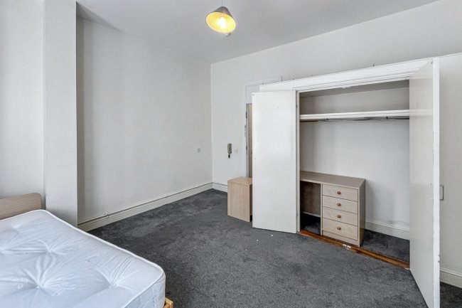 96 Ritherdon Road, Tooting, London SW17 8QQ 6