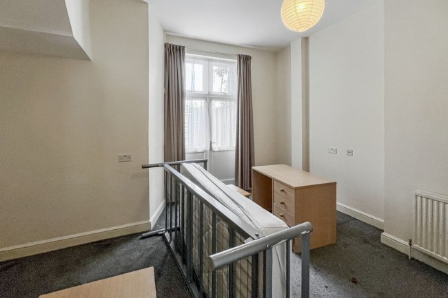 96 Ritherdon Road, Tooting, London SW17 8QQ 6