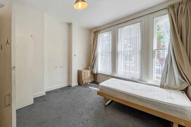 96 Ritherdon Road, Tooting, London SW17 8QQ 6