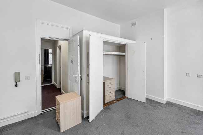 96 Ritherdon Road, Tooting, London SW17 8QQ 6