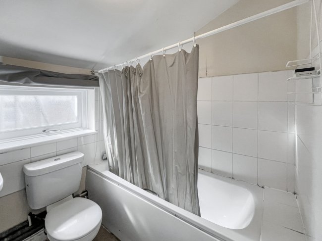 98 Ritherdon Road, Tooting, London SW17 8QQ 7