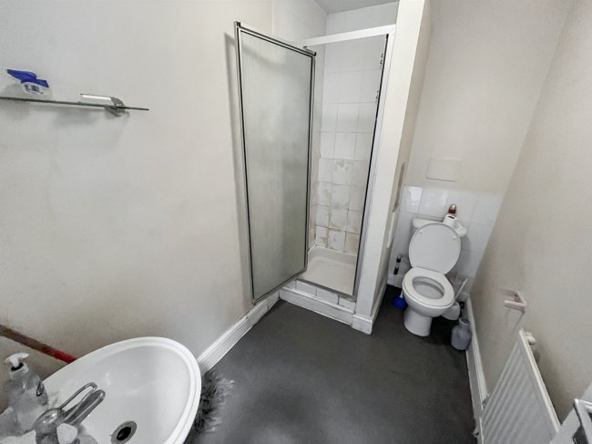 98 Ritherdon Road, Tooting, London SW17 8QQ 7