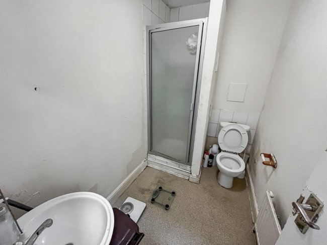 98 Ritherdon Road, Tooting, London SW17 8QQ 7