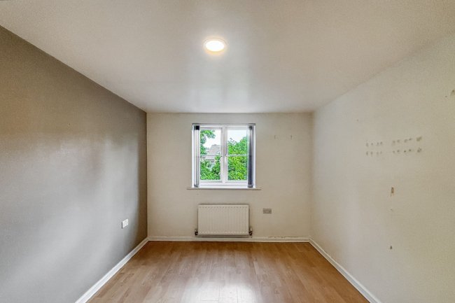 Flat 13 Presentation House, 240 Wick Road, Hackney, London, E9 5DR 6