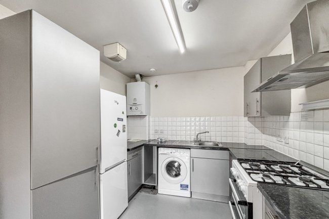 Flat 16 Presentation House, 240 Wick Road, Hackney, London, E9 5DR 7