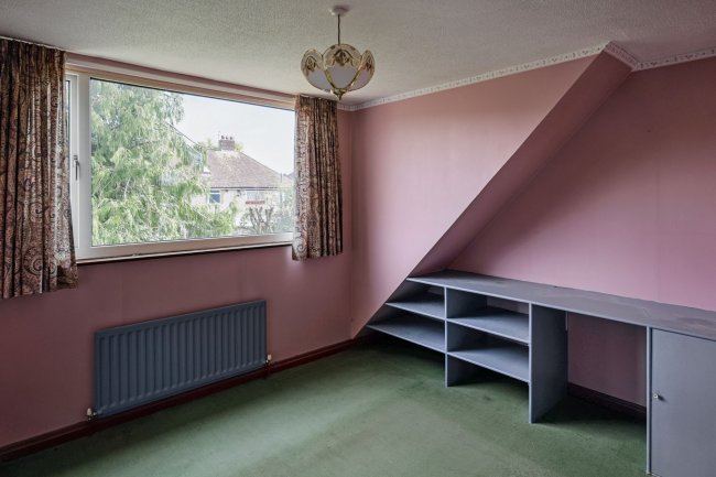 5 Conifer Close, Waterlooville, Hampshire PO8 8AF 7