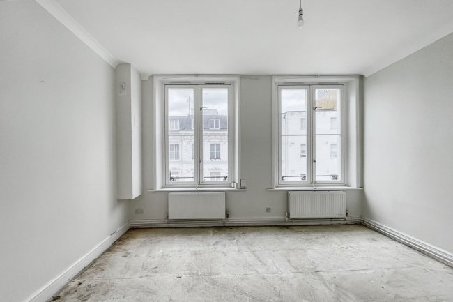 15F Trebovir Road, Earls Court, London SW5 9LS 6