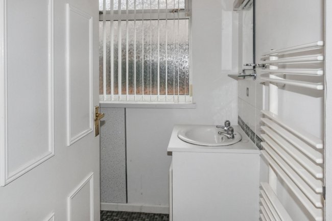 146 Castle Lane West, Bournemouth, BH9 3JZ 10