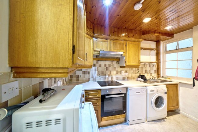 Flat 3, Bevan House, Boswell Street, Holborn, WC1N 3BT 8