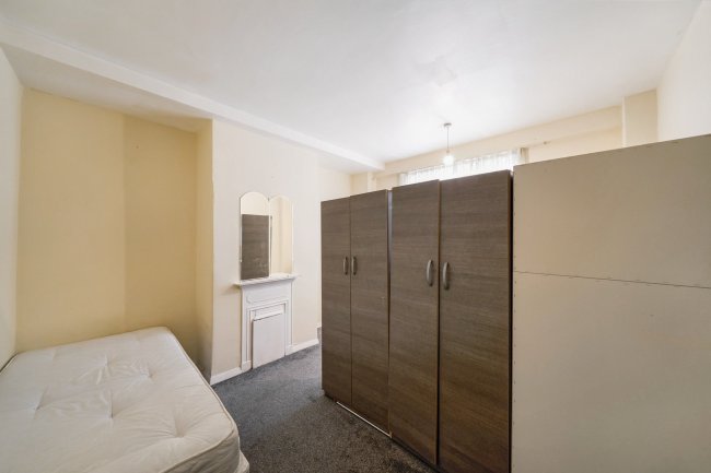 Flat 3, Bevan House, Boswell Street, Holborn, WC1N 3BT 8