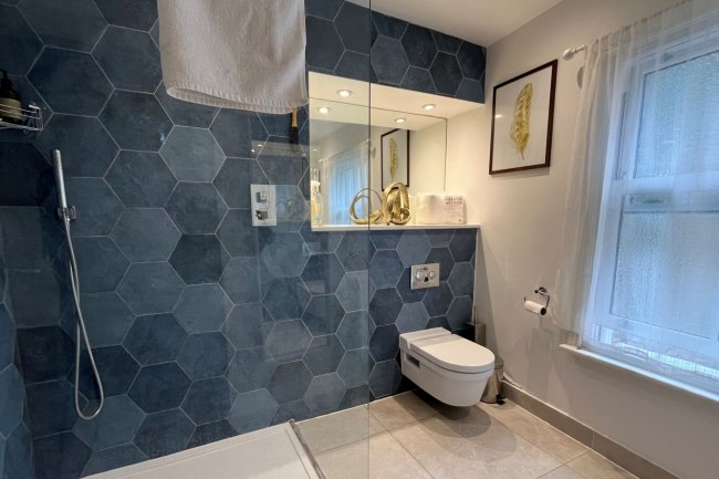 14 Eton Street, Richmond, Surrey TW9 1EE 2