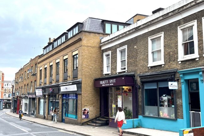 14 Eton Street, Richmond, Surrey TW9 1EE 2