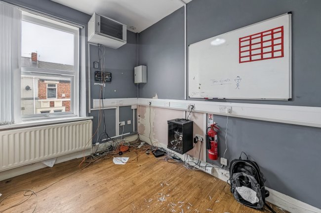 2 Poplar Crescent, Bensham, Gateshead, Tyne & Wear, NE8 1QD 4