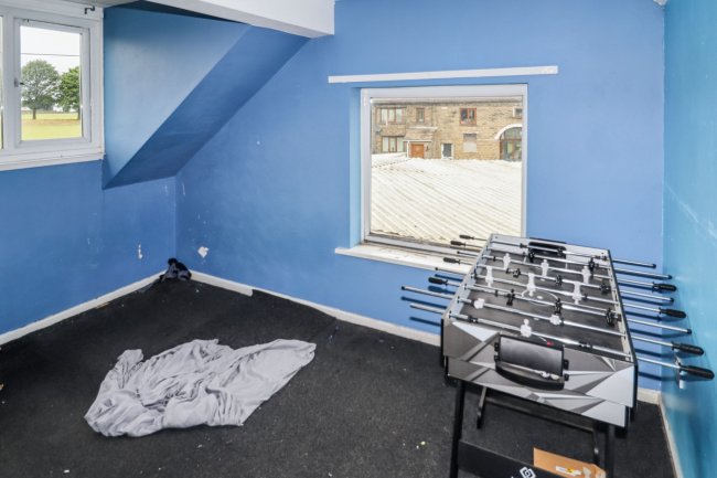 68 New Park Road, Queensbury, Bradford, BD13 1PP 2