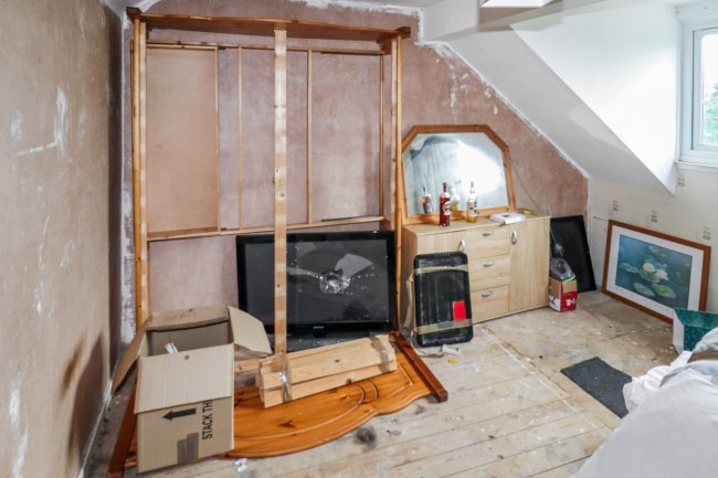 68 New Park Road, Queensbury, Bradford, BD13 1PP 2