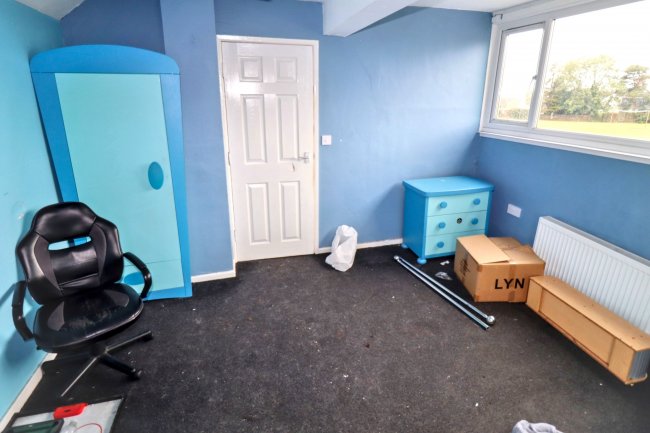 68 New Park Road, Queensbury, Bradford, BD13 1PP 2