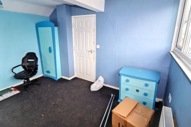 68 New Park Road, Queensbury, Bradford, BD13 1PP 2