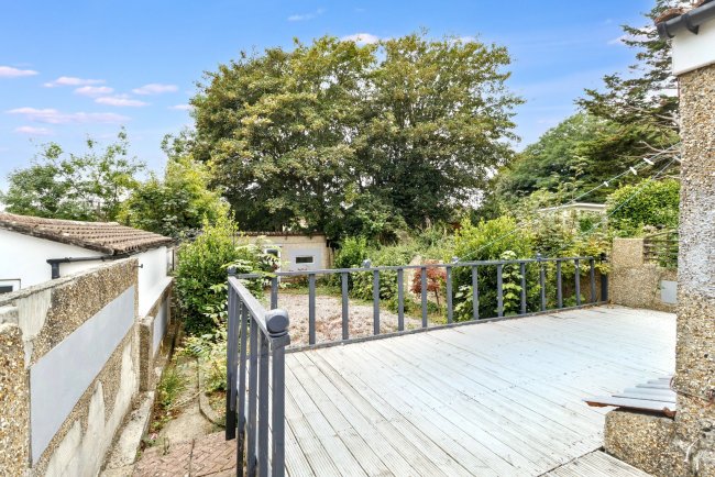 53 Fortescue Road, Poole, Dorset, BH12 2LH 10