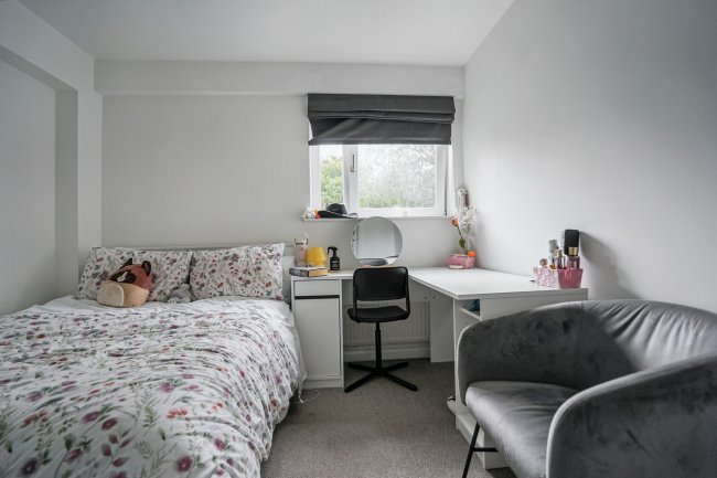 Flat 14, Albert Starr House, Haddonfield Estate, Bush Road, Surrey Quays, London SE8 5AS 1