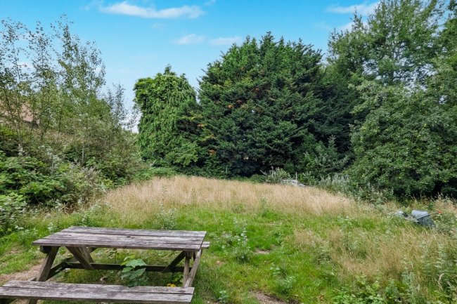 1 Farm Drive, Shirley, Croydon CR0 8HX 5