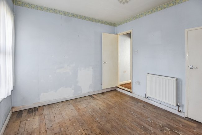 21 Athol Road, Erith, Kent, DA8 1PT 3