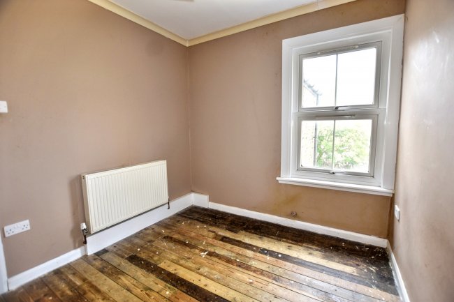 21 Athol Road, Erith, Kent, DA8 1PT 3