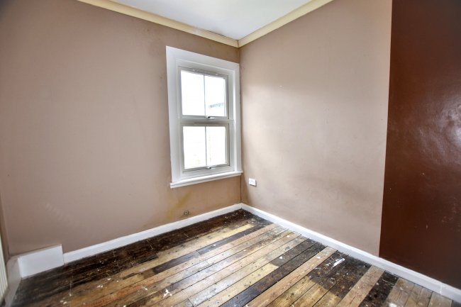 21 Athol Road, Erith, Kent, DA8 1PT 3