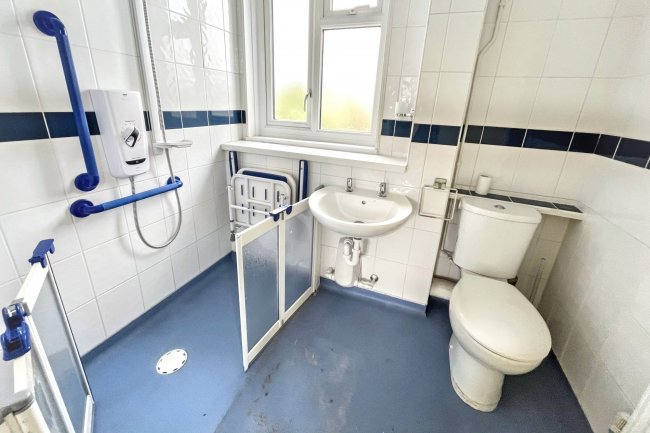 230 Maiden Lane, Crayford, Dartford, DA1 4PS 9