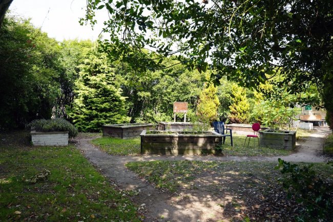 Avondale, Whitehouse Road, Bircotes, Doncaster DN11 8EQ 9