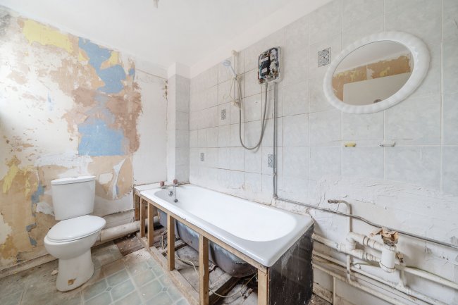 43 Clayponds Lane, Brentford, TW8 0BN 9