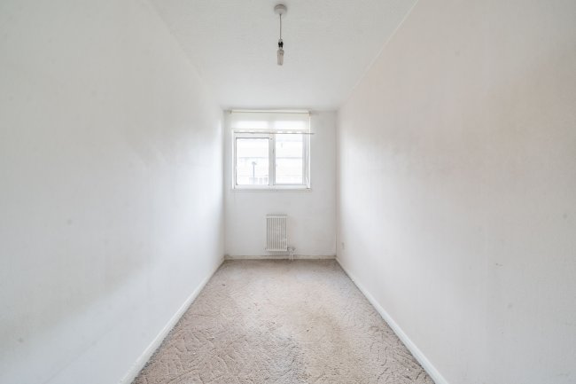 43 Clayponds Lane, Brentford, TW8 0BN 9